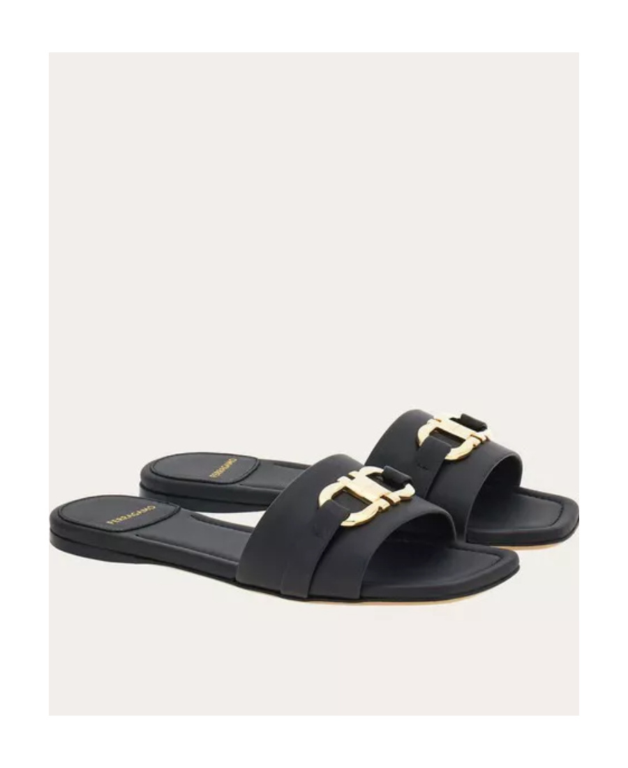Shop Ferragamo Salvatore  Logo Plaque Flat Sandals In Black