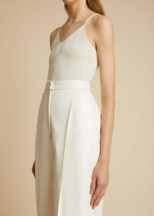 Khaite Moncler Serittes Hooded Short Down Jacket In White