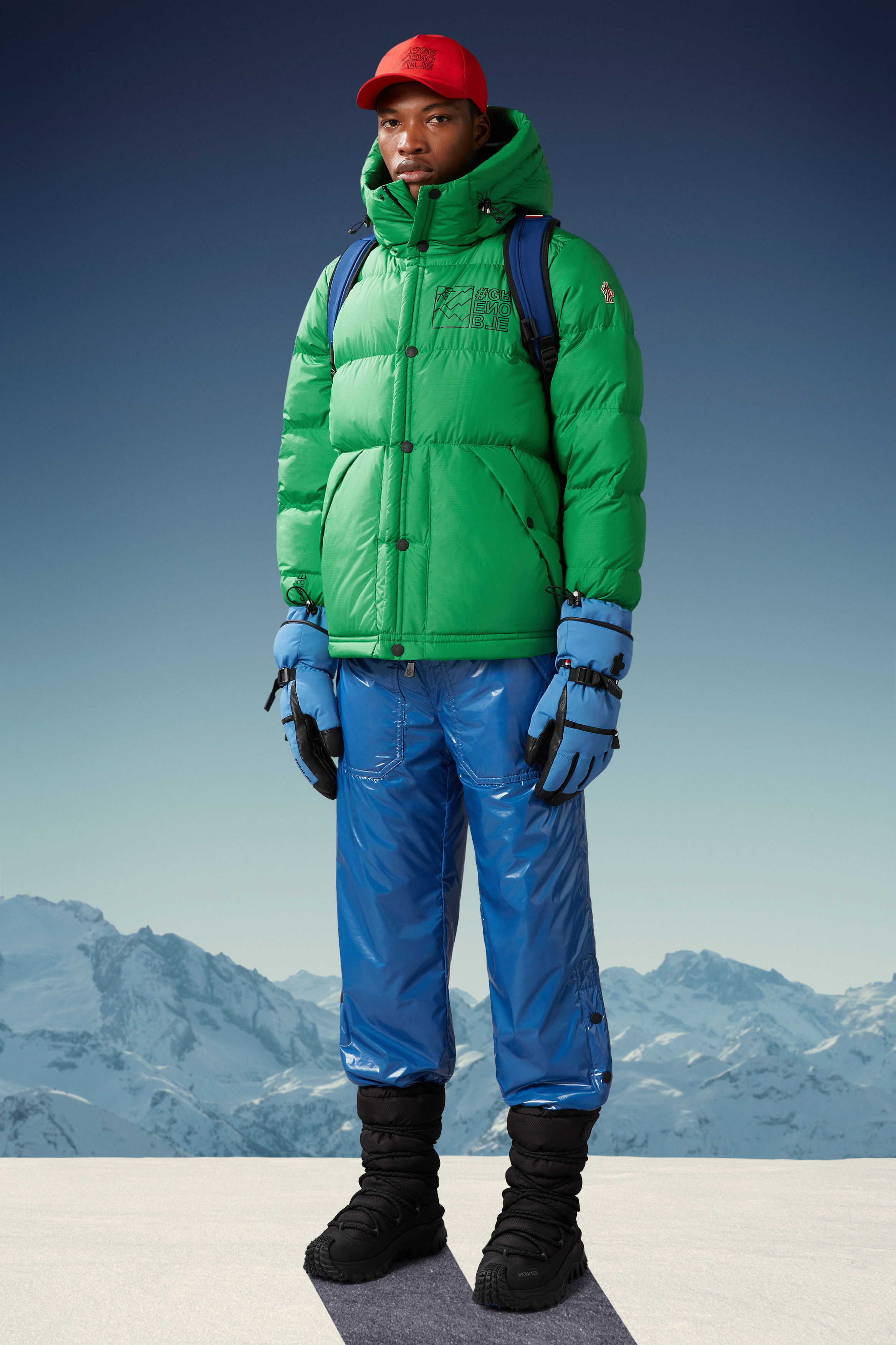 Moncler Logo-patch Ripstop Down Jacket In Green