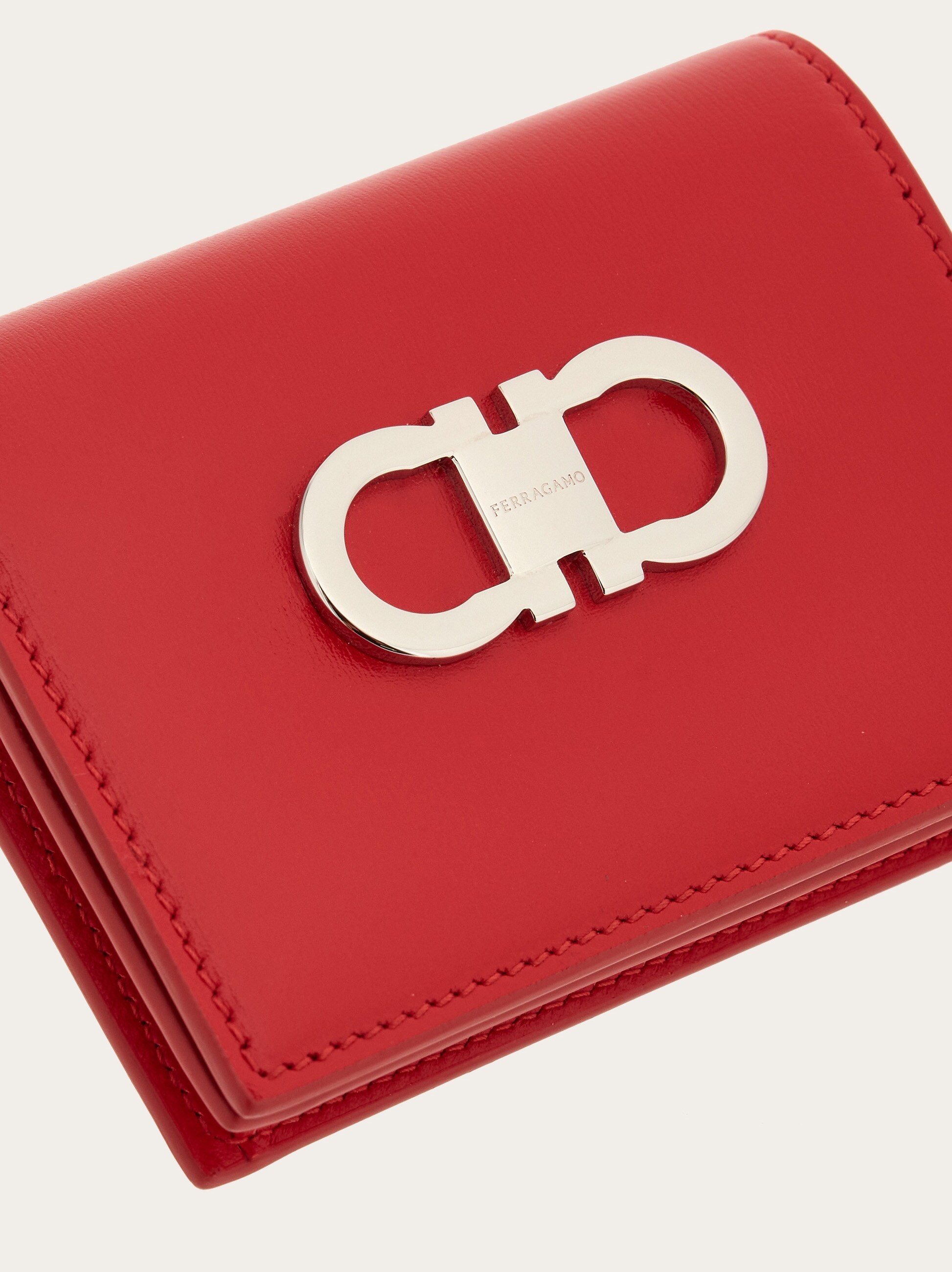 Ferragamo Gancini Compact Wallet In Red