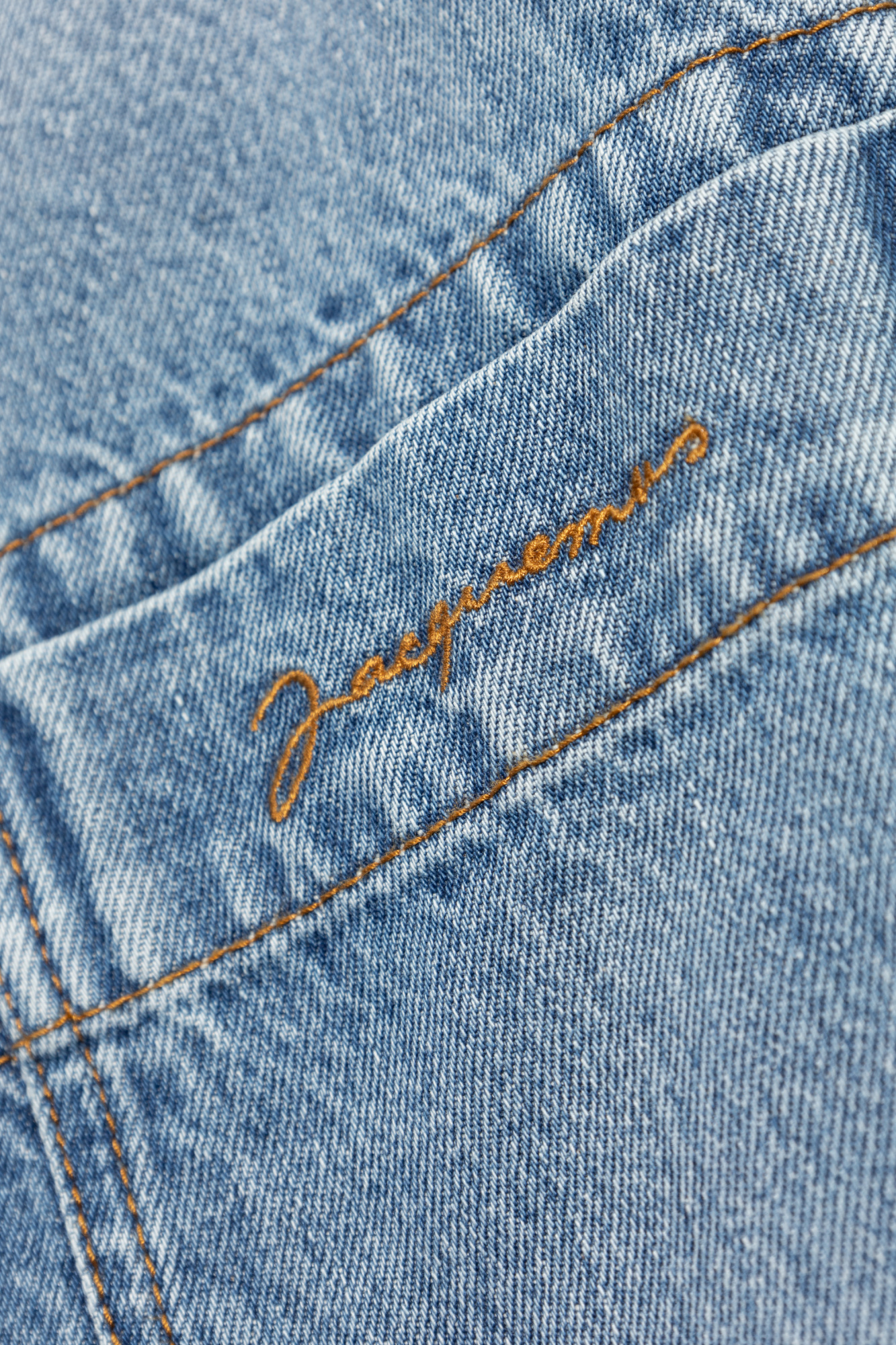 Jacquemus La Chemise Logo-embroidered Denim Shirt In Blue