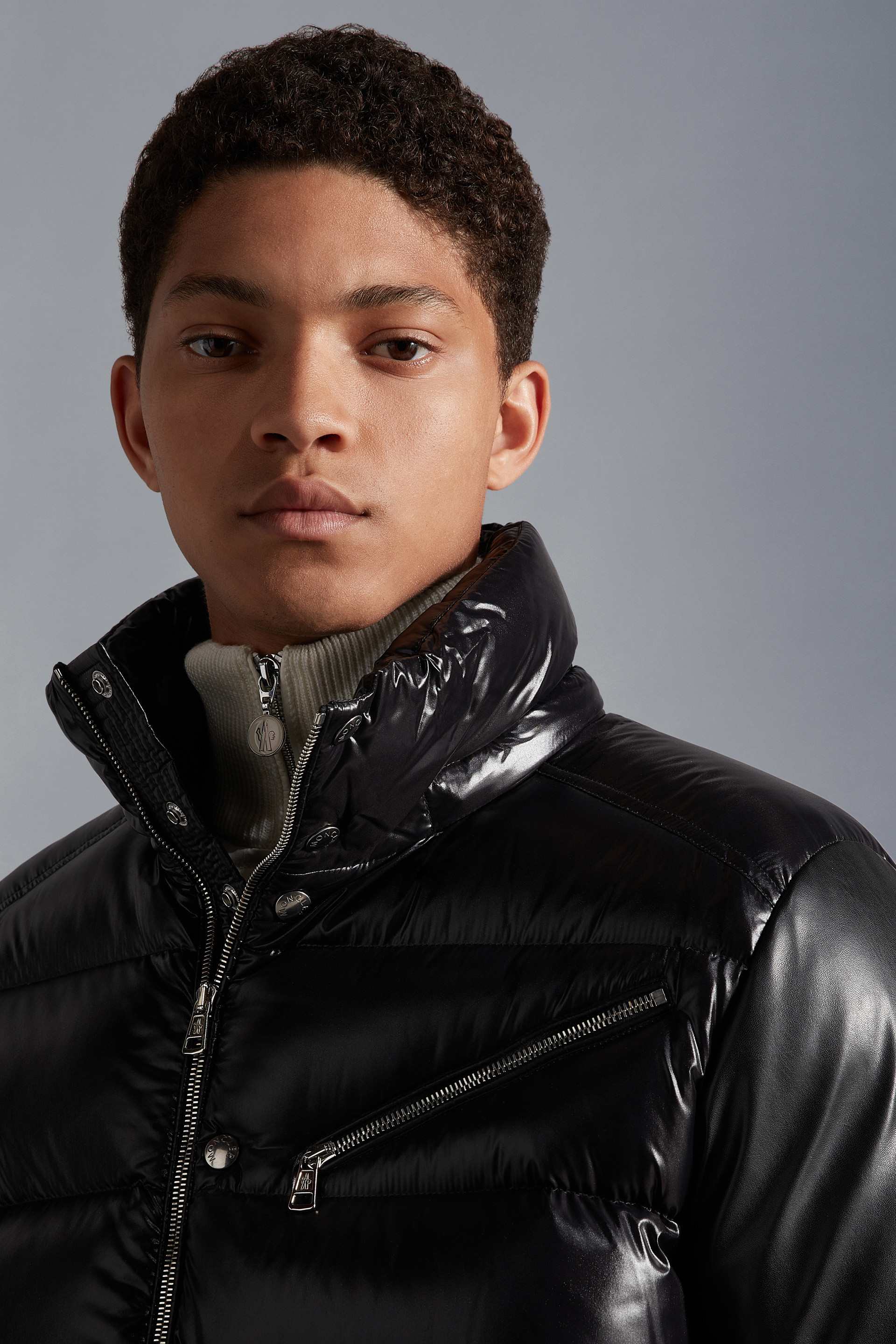 Moncler Padded Detachable-hood Jacket In Black
