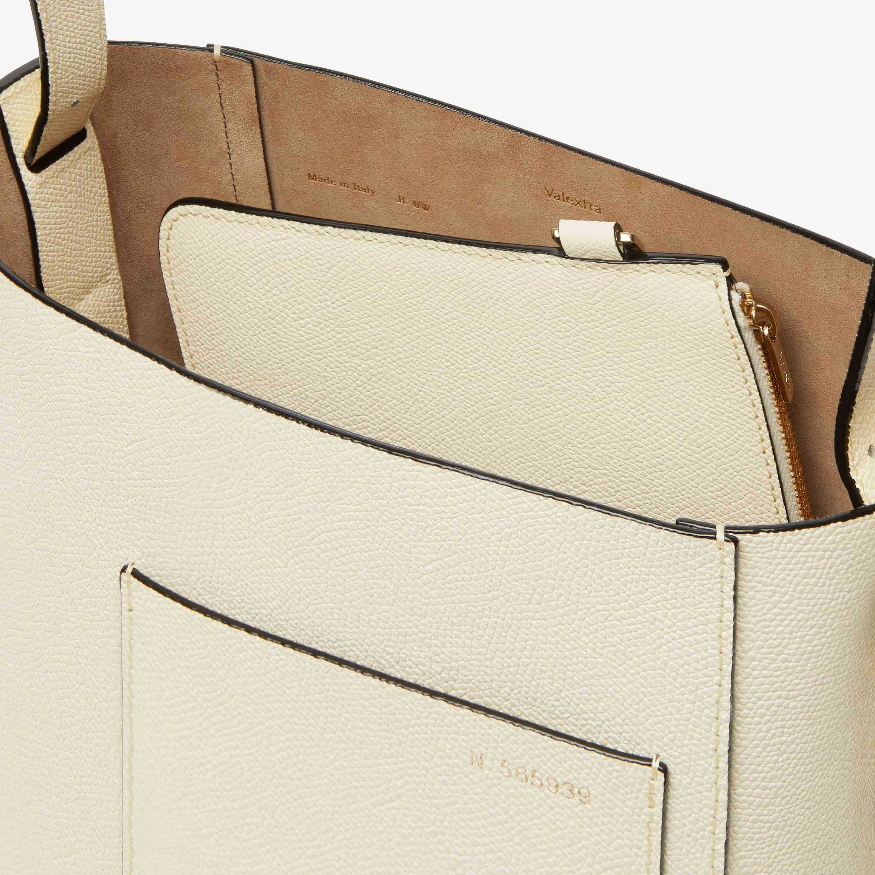 Valextra Medium Soft Bucket Leather Bag In Nude