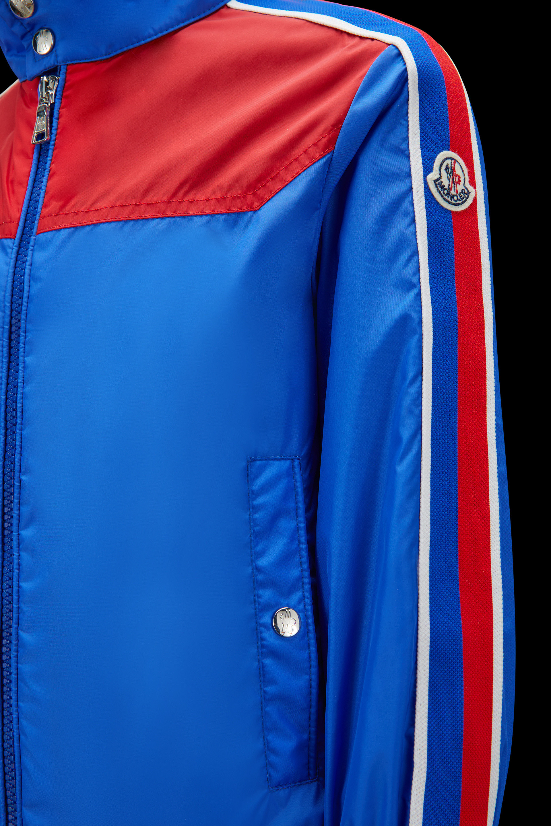 Moncler Logo-print Windbreaker Jacket In Blue