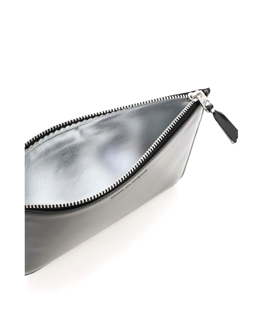 Comme Des Garçons Wallet Logo Embossed Zipped Pouch