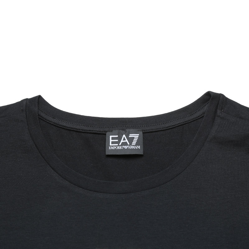 Ea7 Logo T-shirt In Black