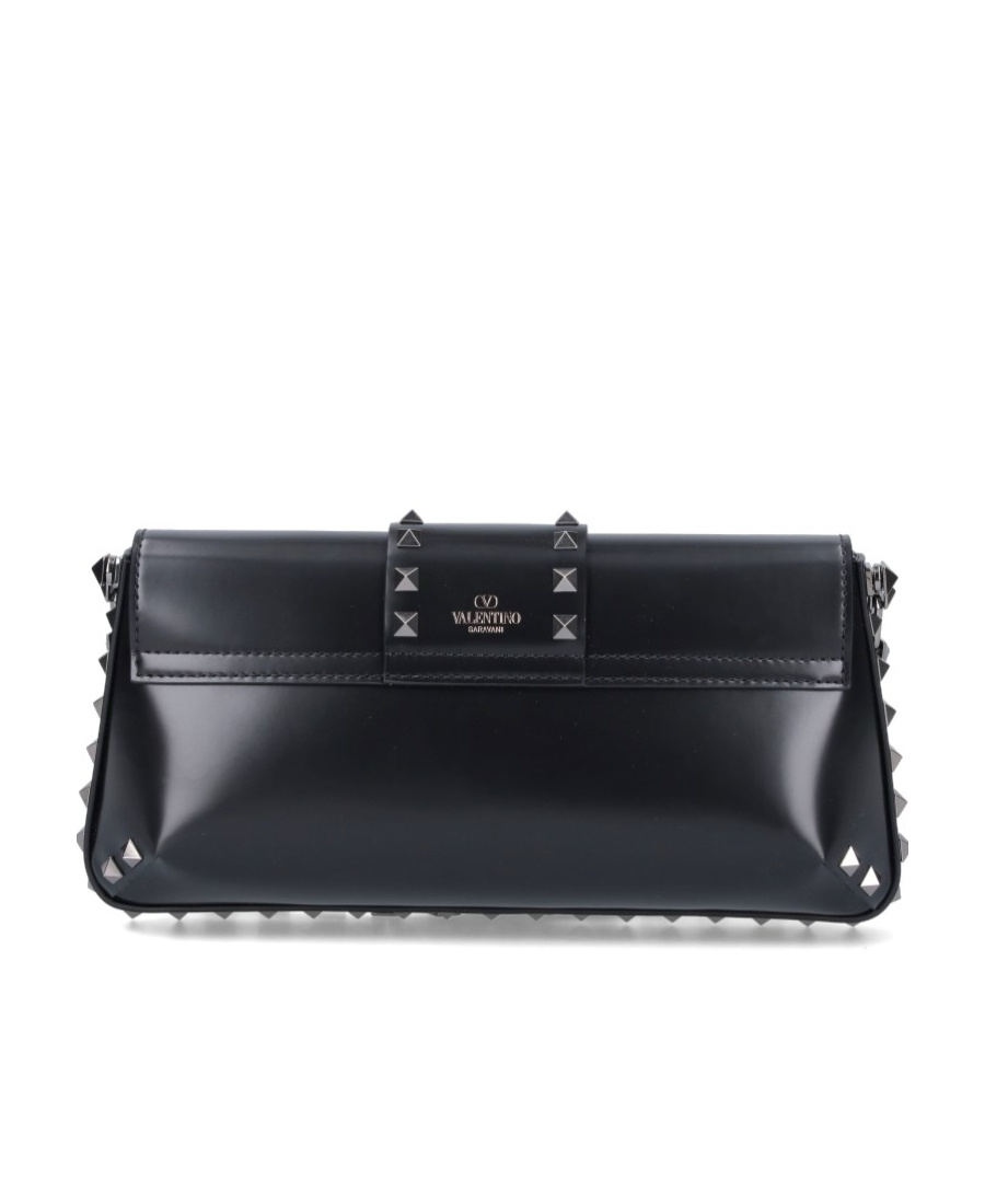 Valentino Garavani Rockstud Leather Shoulder Bag In Black