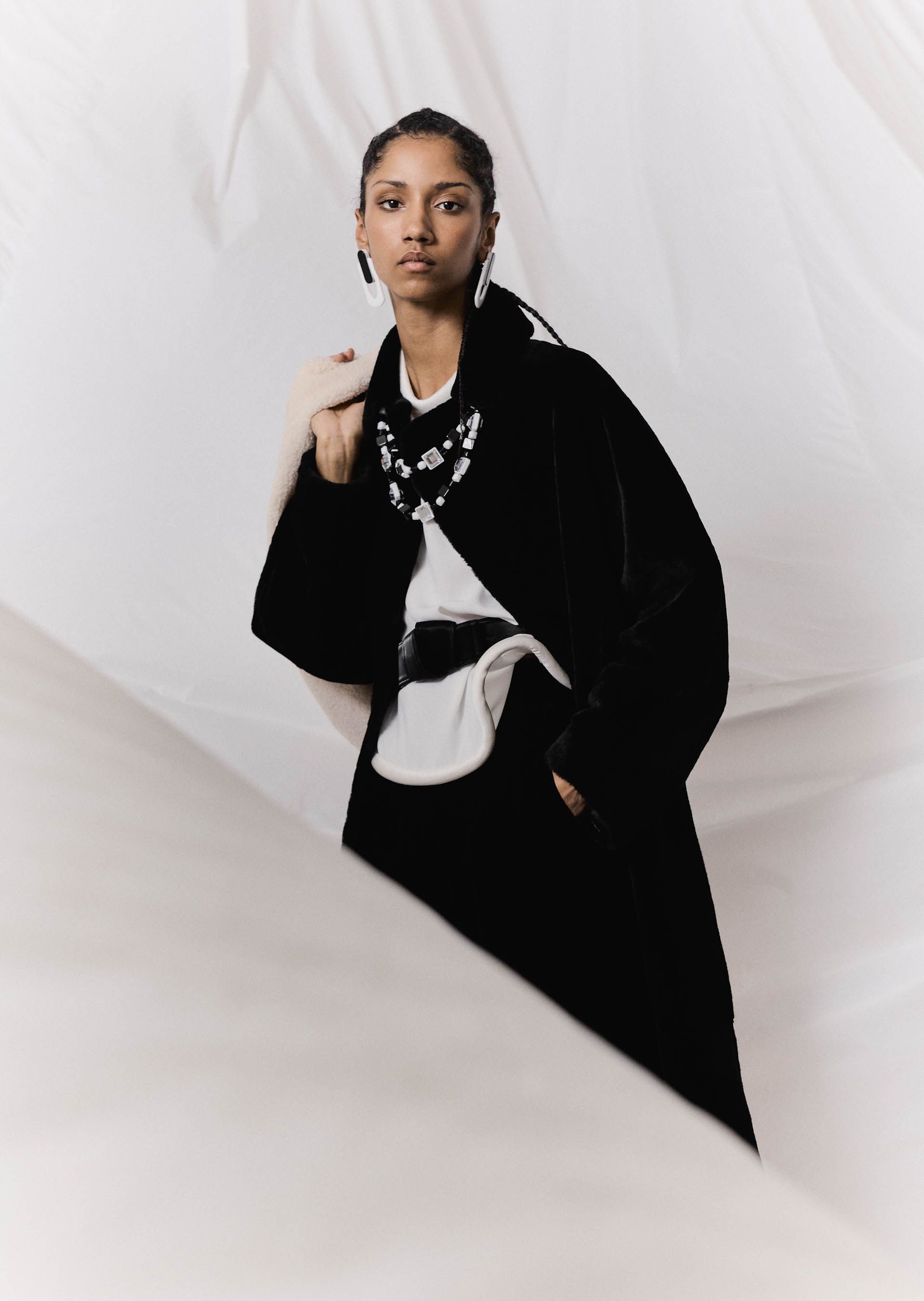 EMPORIO ARMANI CLASSIC-COLLAR SHEARLING COAT