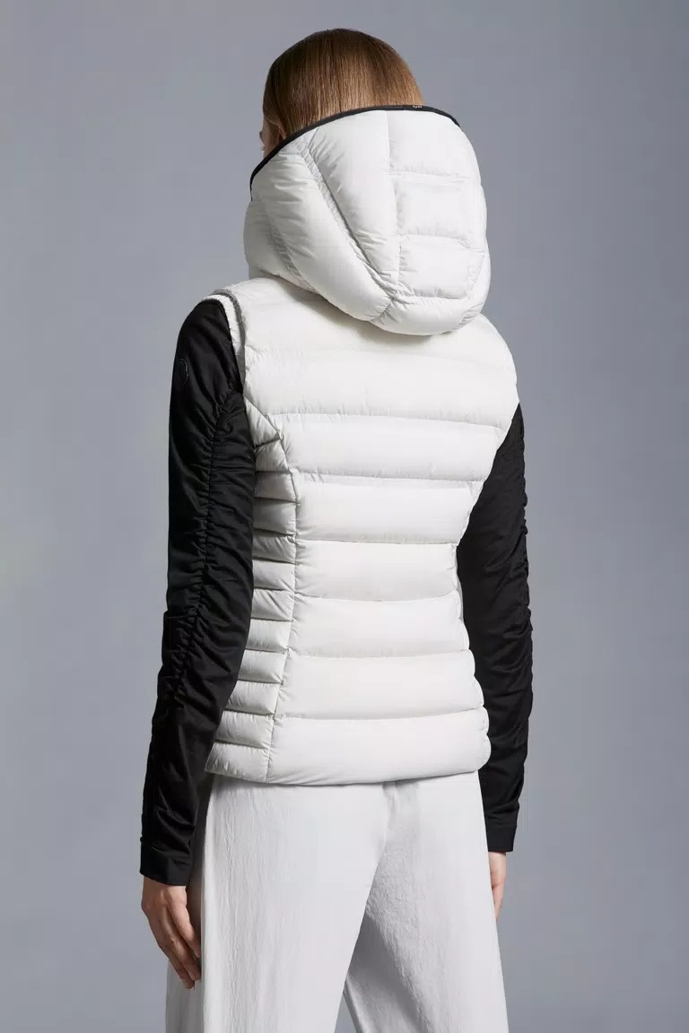 Moncler Aliterse Down Gilet In White