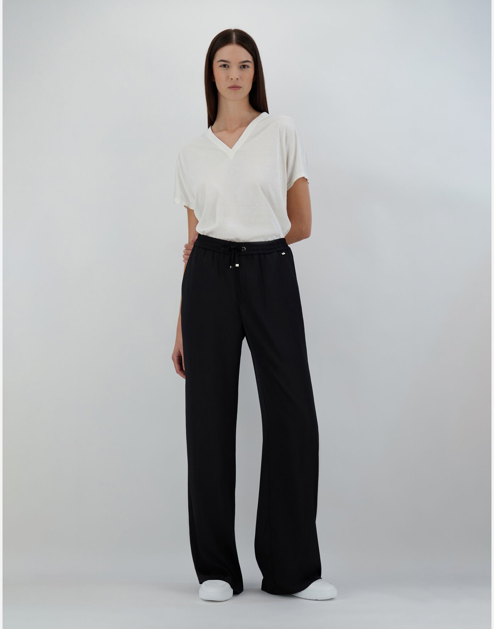 Herno Blue Pants With Elastic Drawstring Waist In Tech Fabric Woman In Black