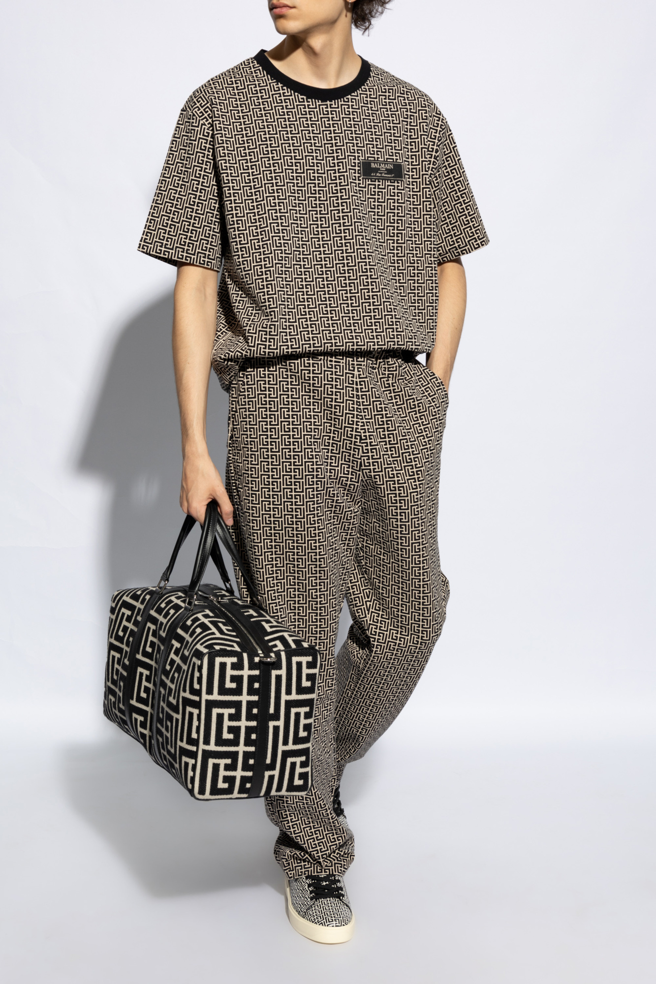 Balmain Men Jacquard T-shirt With Pb Labyrinth Monogram In Black