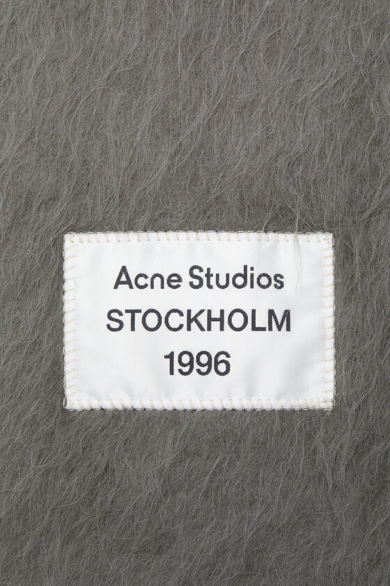 Acne Studios Logo-patch Scarf In Gray
