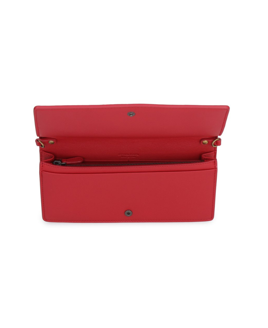 Bottega Veneta Checkered Flip Shoulder Bag In Red