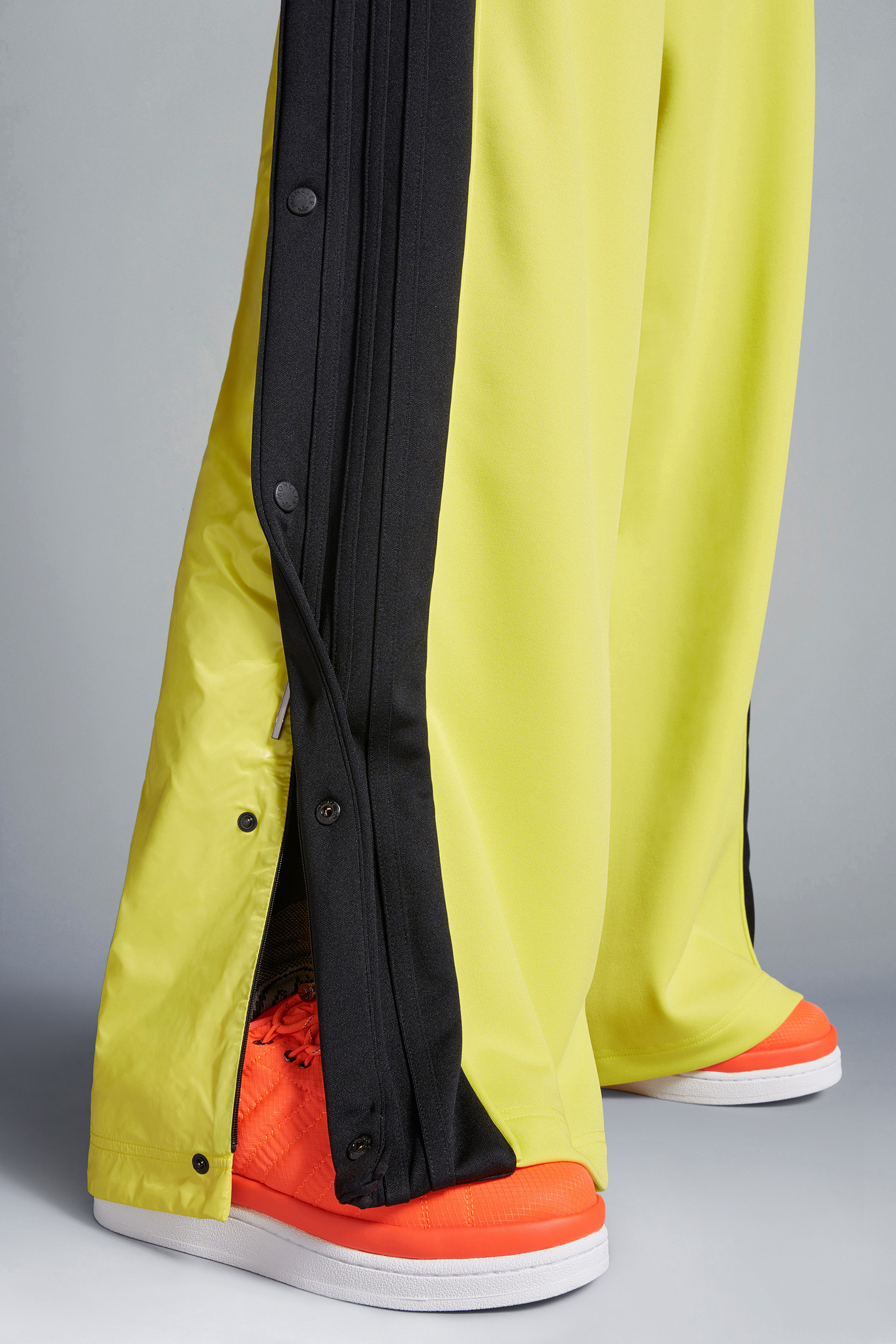 Moncler Relaxed Fit Sweatpants With Contrasting Side Stripes In Yellow