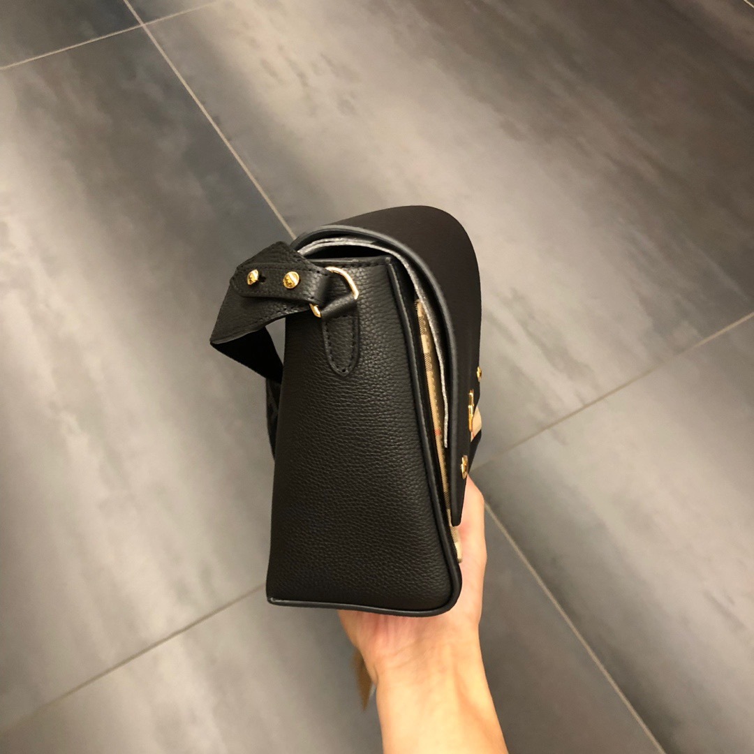 Burberry Note Medium Canvas And Leather Shoulder Bag In Black