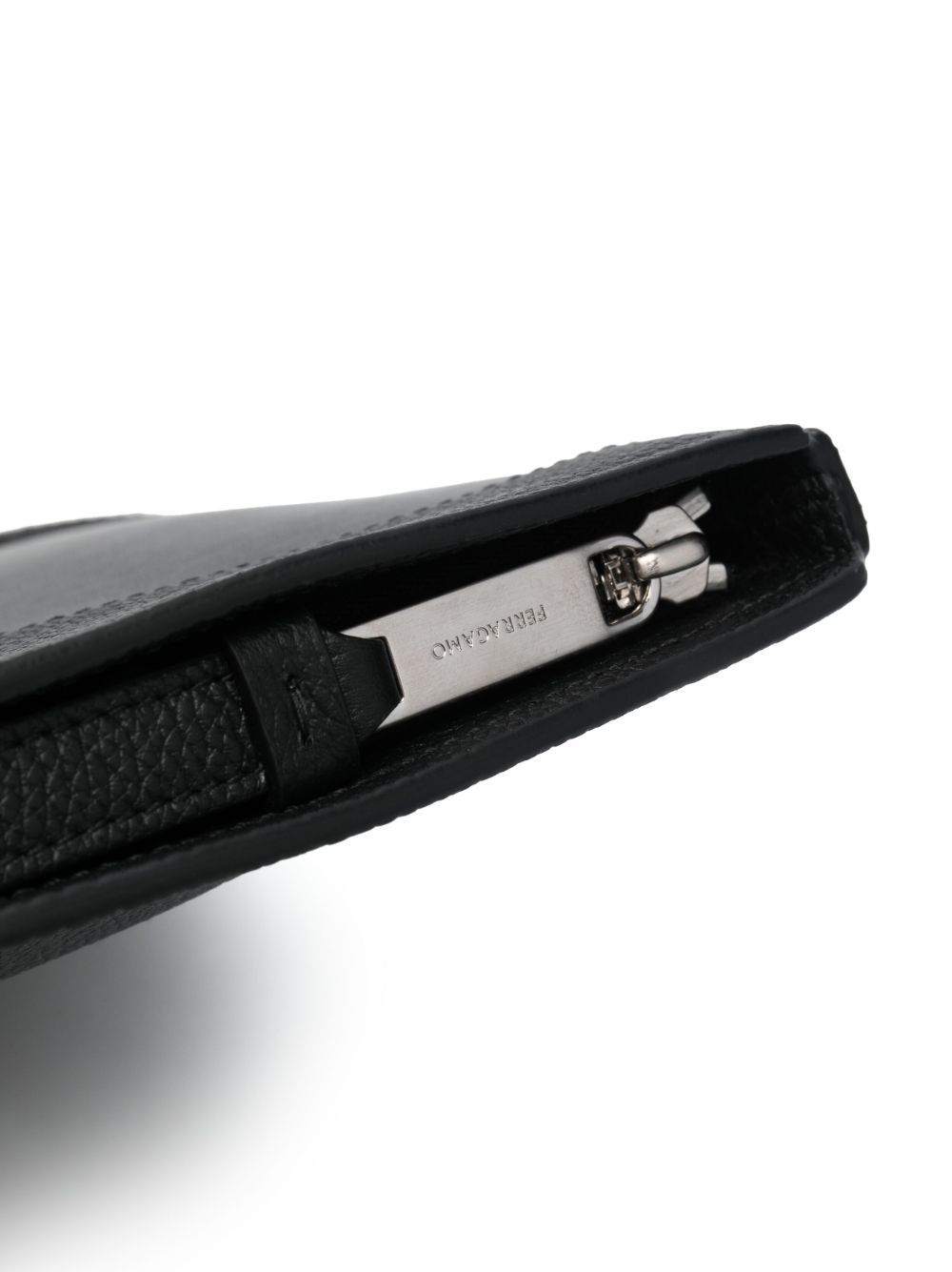 FERRAGAMO HOLLOWED-OUT DETAIL LOGO HANDBAG