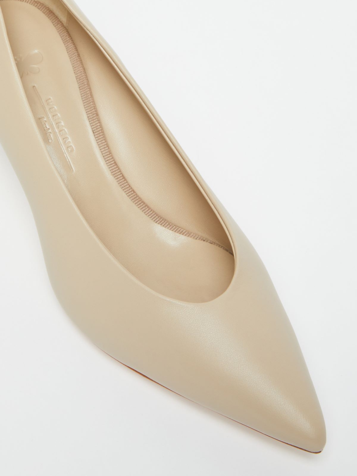 Weekend Max Mara Pointed High Heels In Nude