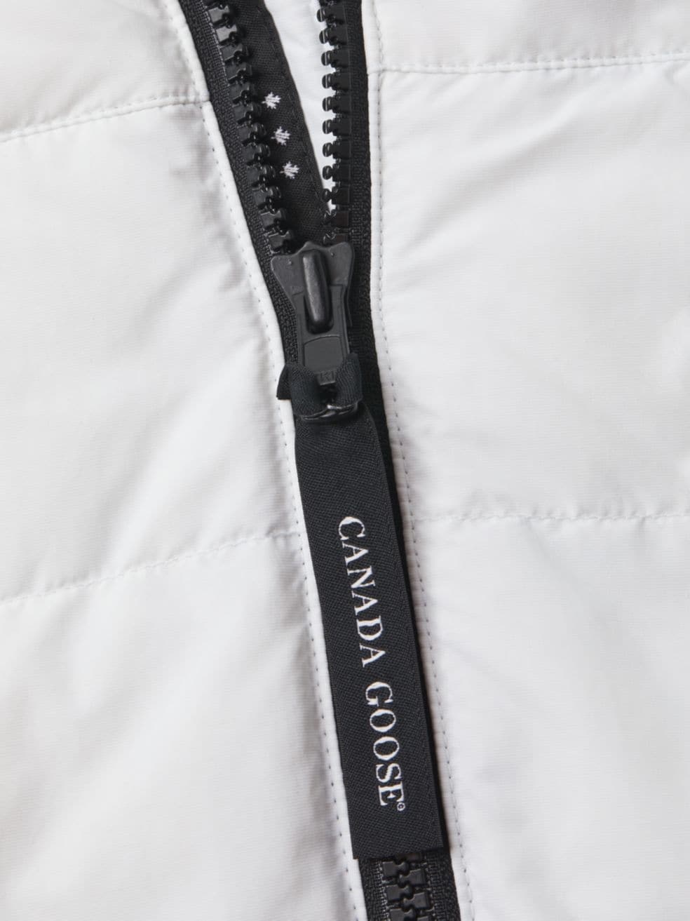 Canada Goose Hybridge Base Padded Jacket In White