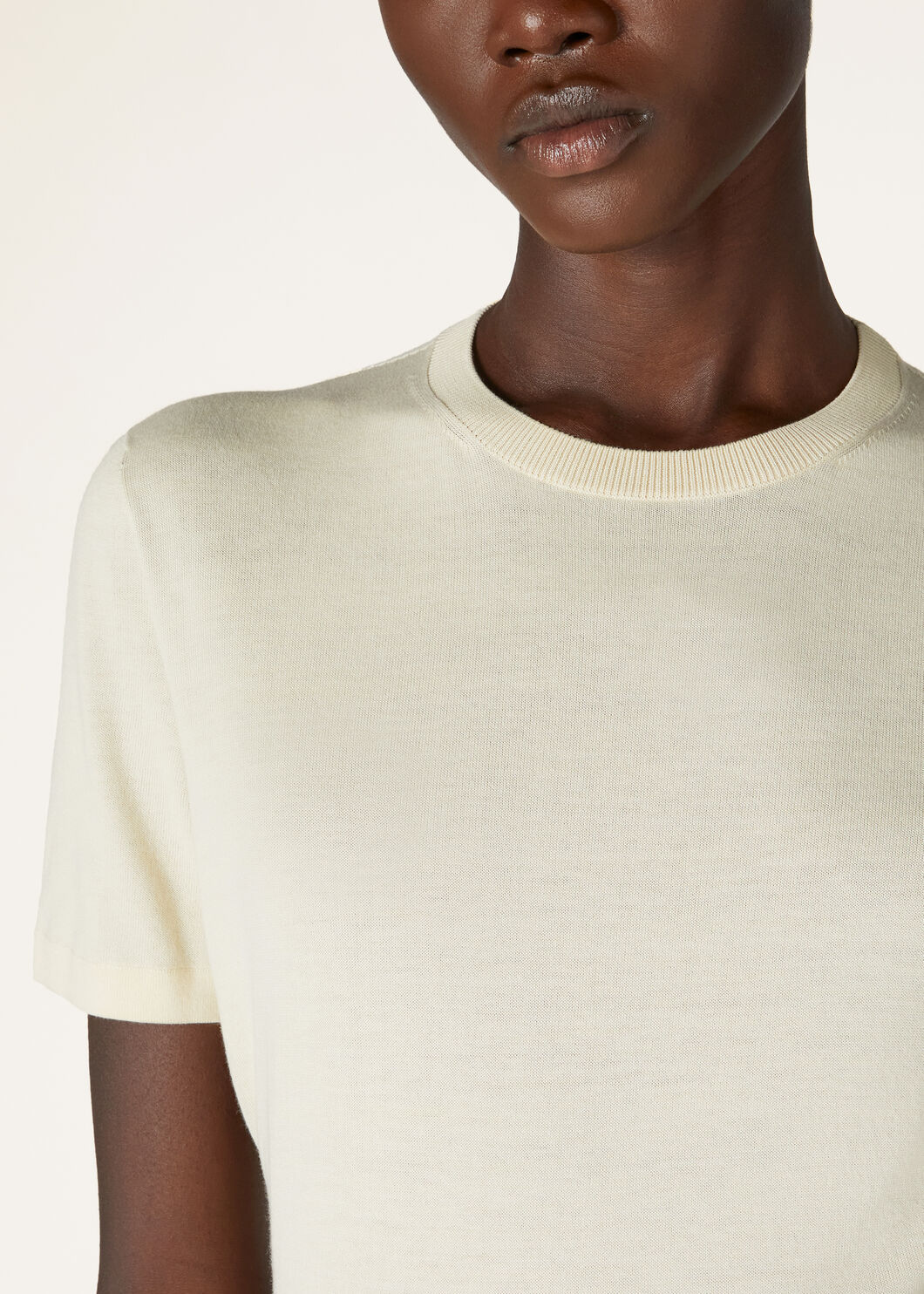Loro Piana Short-sleeved T-shirt In White Radish Color