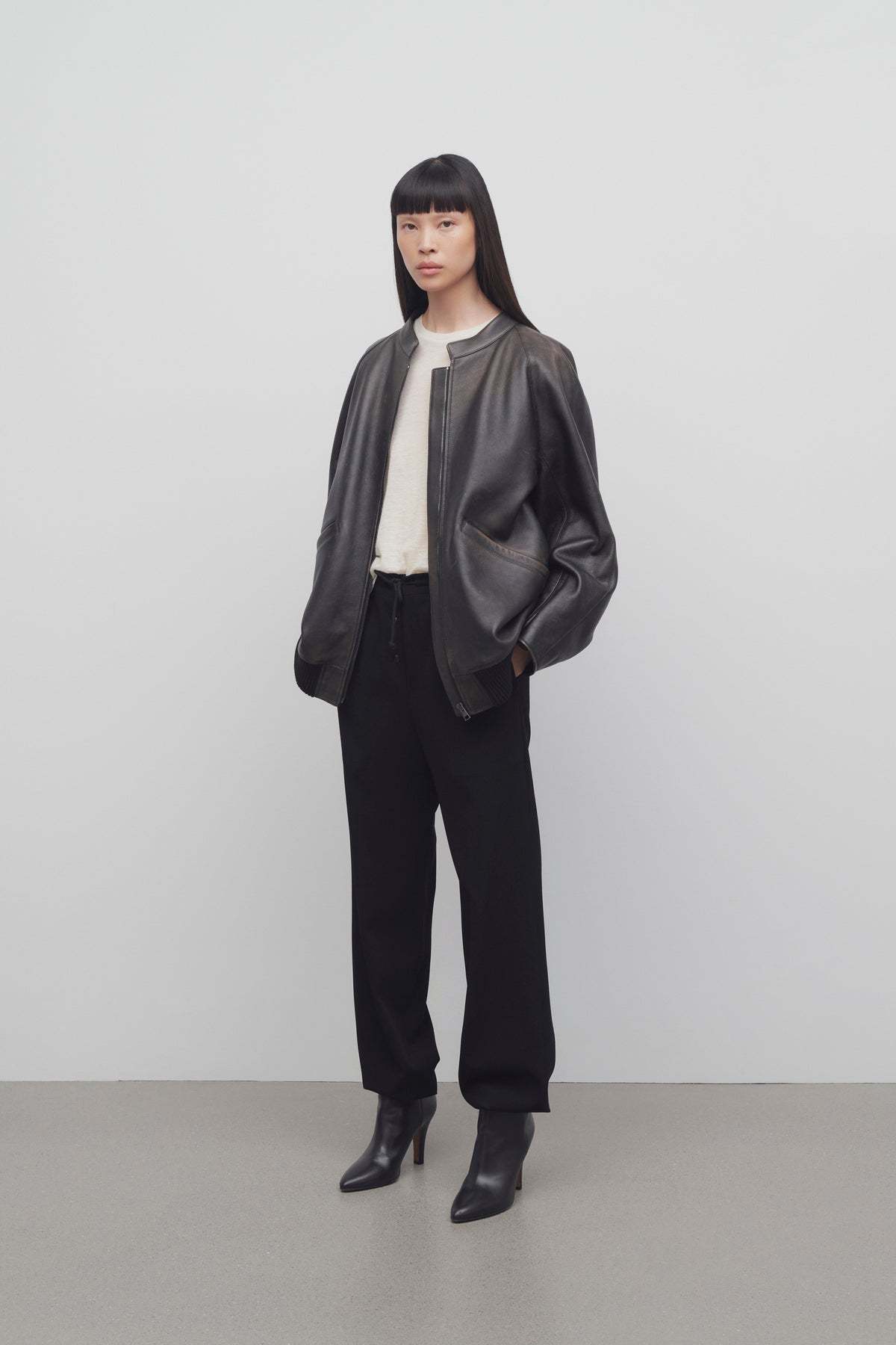 The Row Drawstring Waistband Wool Pants In Black