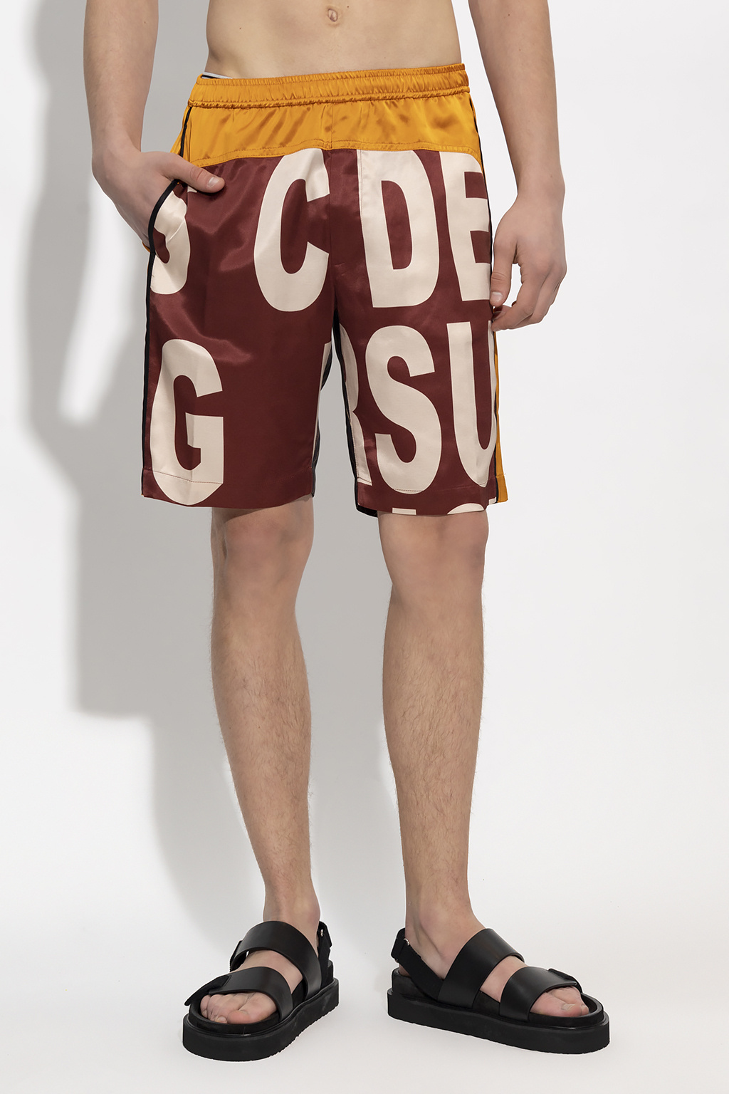 Dries Van Noten Logo Pattern Shorts In Red