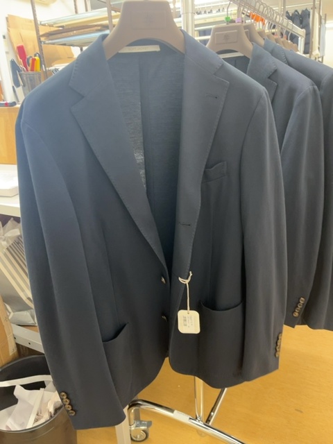 Eleventy Long-sleeved Suit Coat In Black