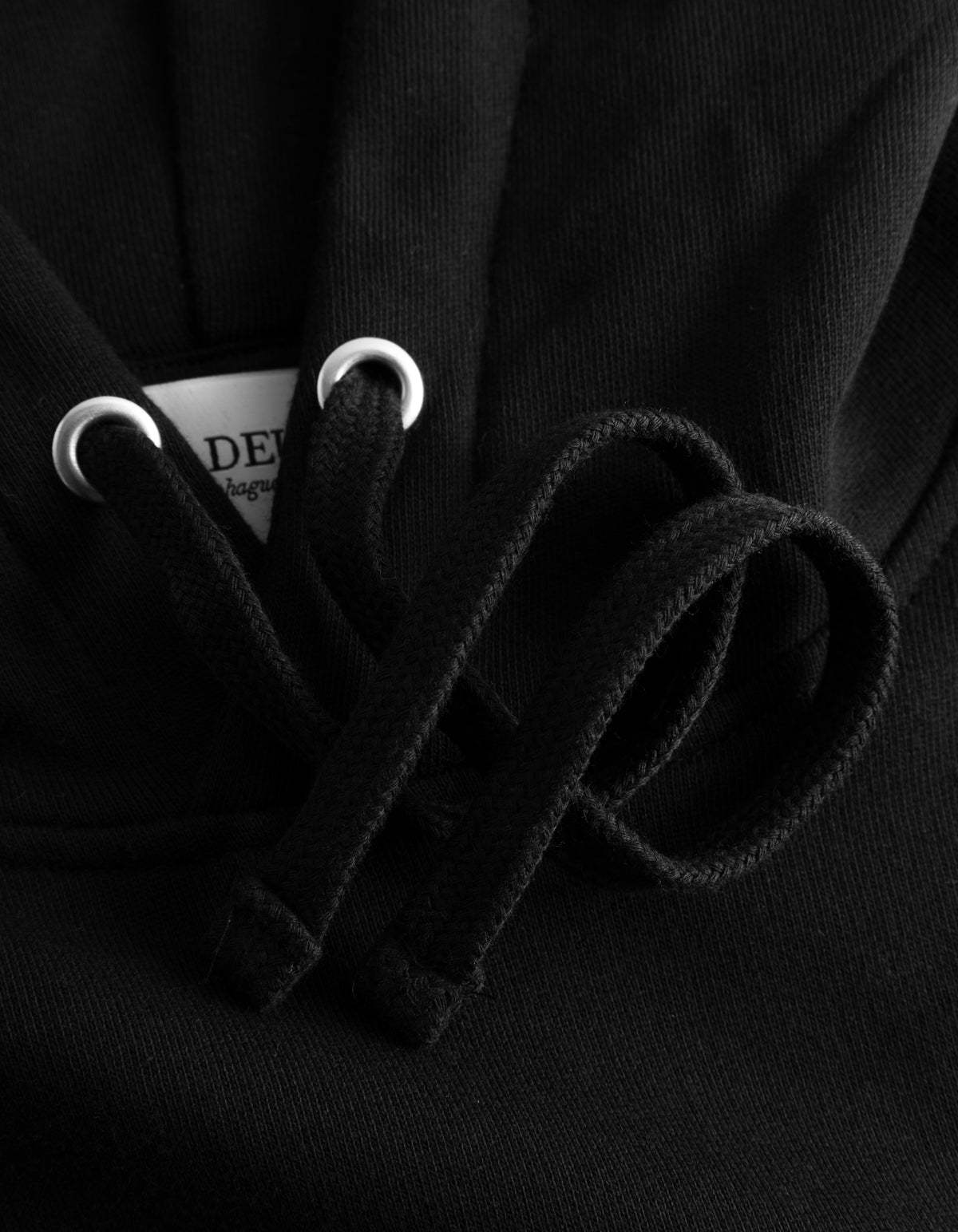 Les Deux Logo Sweater In Black