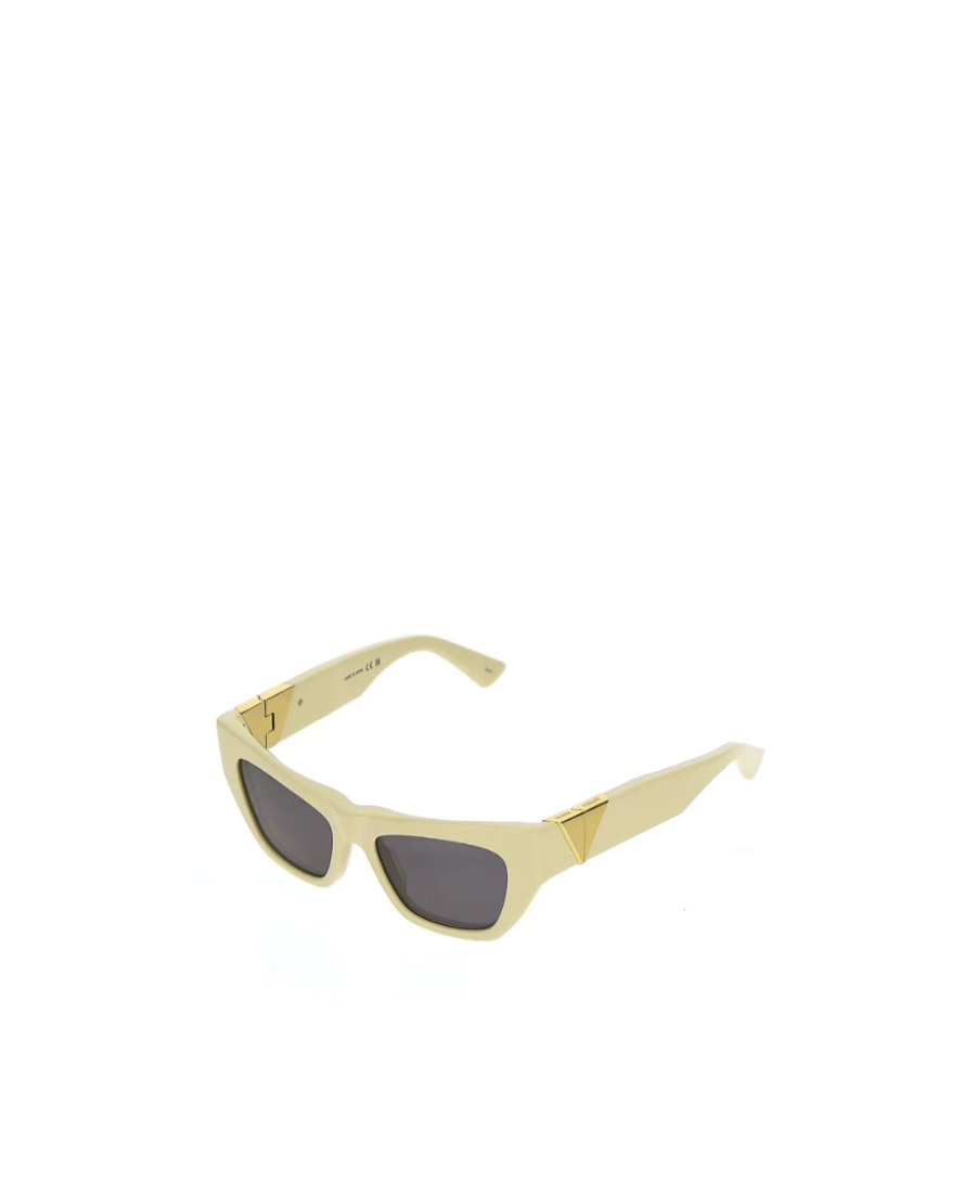 Bottega Veneta Cat-eye Frame Sunglasses In Gray