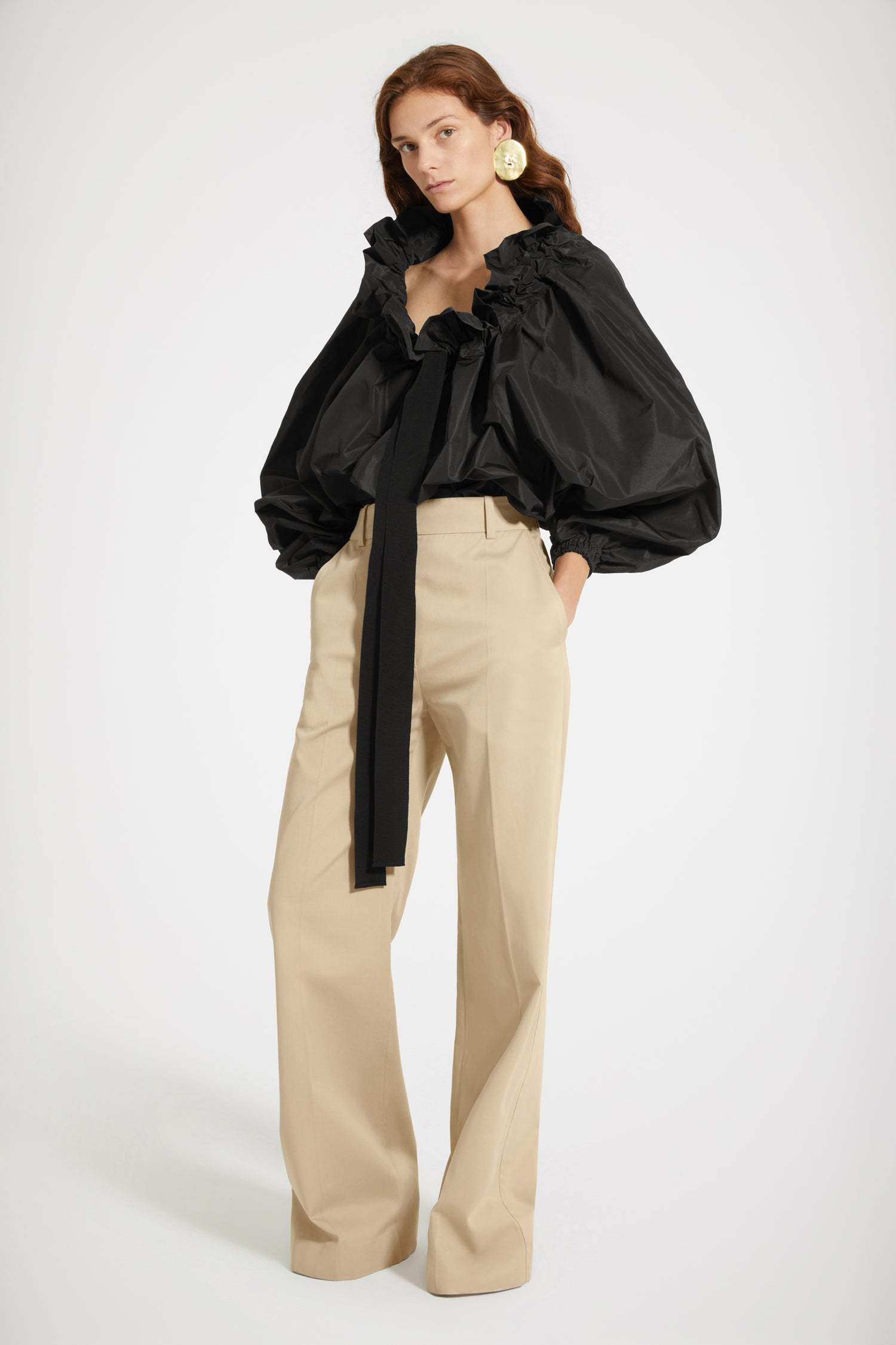 Patou Sleeveless Drawstring Neck Cropped Top In Black