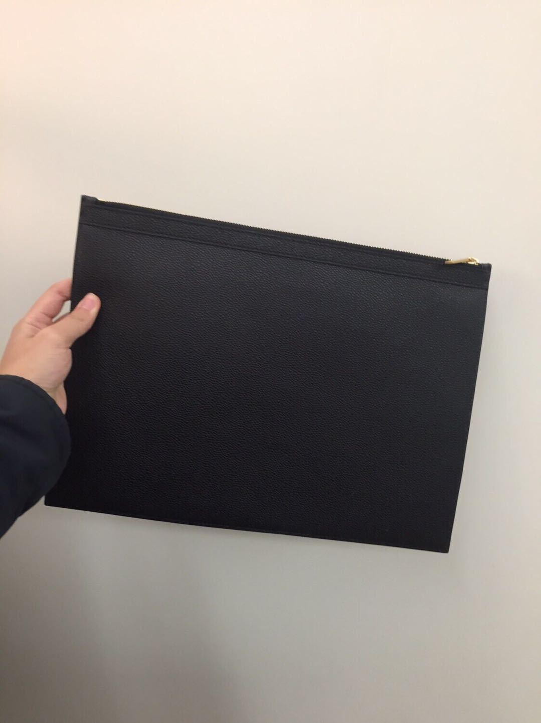 Thom Browne Medium Document Holder With Iconic Logo In Black