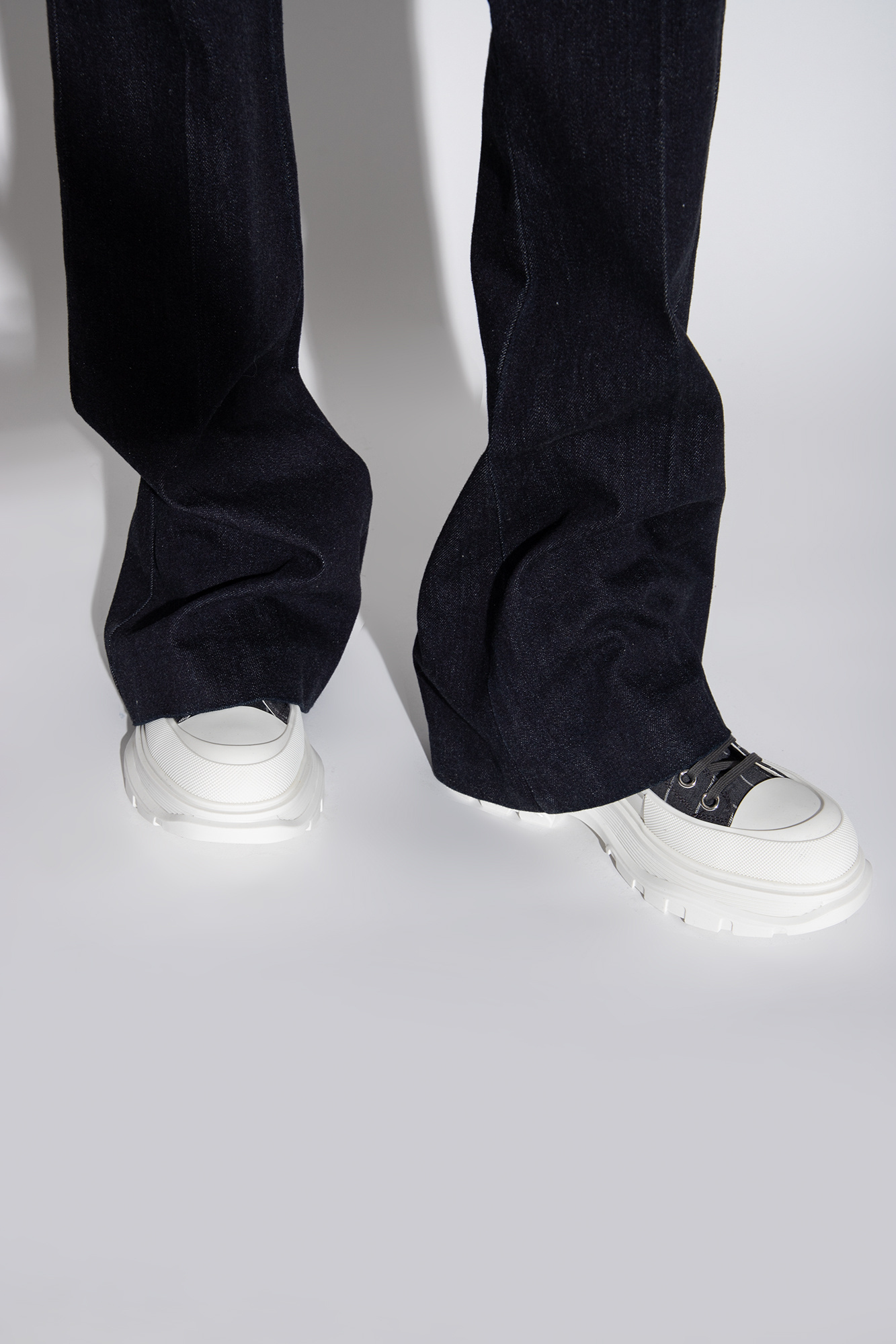 Alexander Mcqueen 70mm Lace-up Chunky Sneakers In White