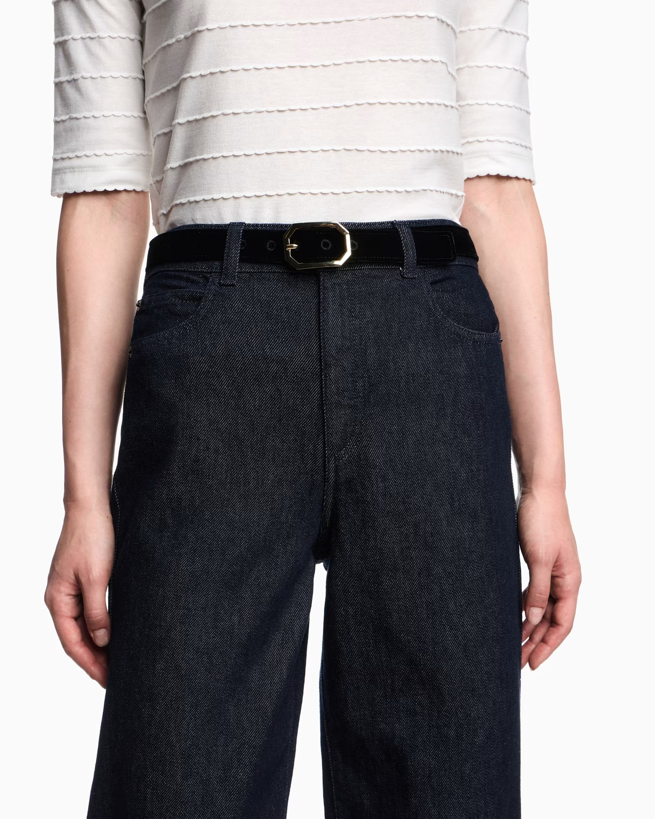 Emporio Armani Logo-embroidered Jeans In Blue