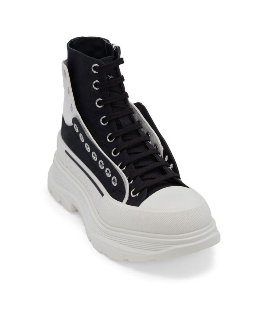 Alexander Mcqueen Alexander Mc Queen Tread Slick Ankle Boots In White