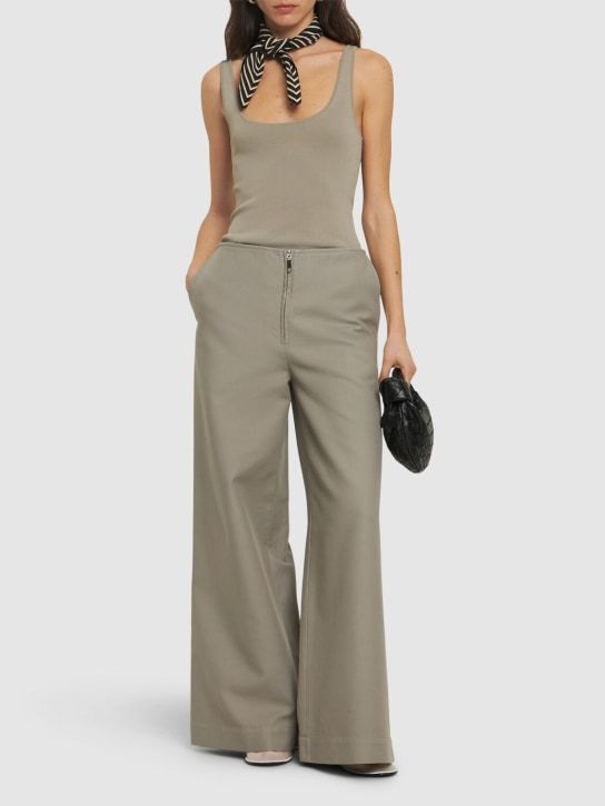 TOTÊME FIXED BELT KNITTED VEST