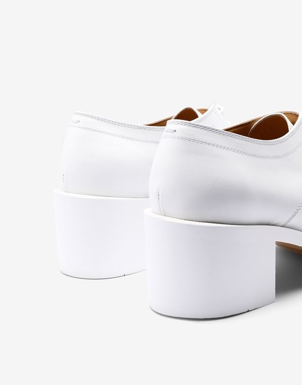 Maison Margiela Tabi 55mm Lace-up Shoes In White