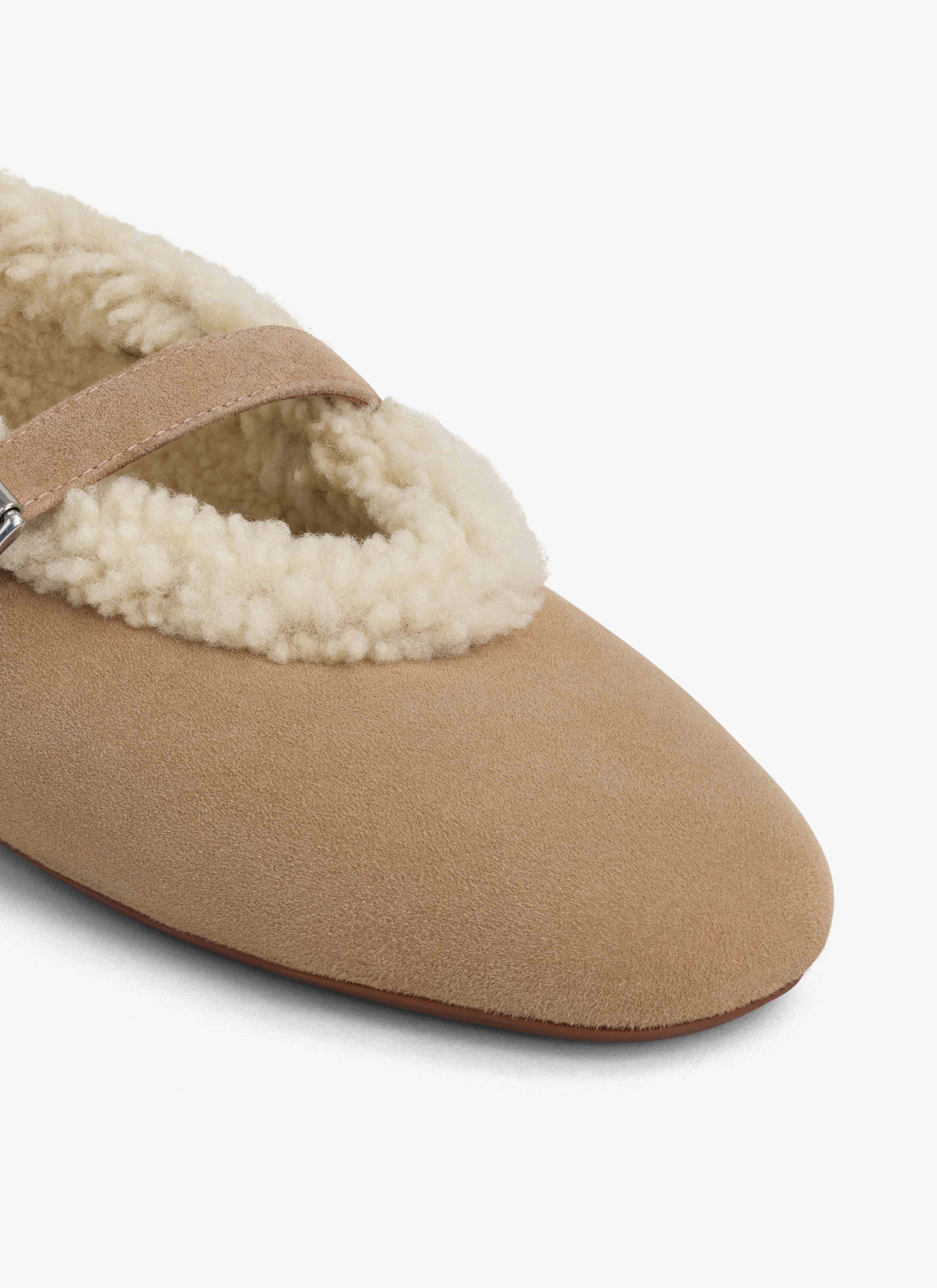 Alaïa Round Toe Ballet Flats In Brown