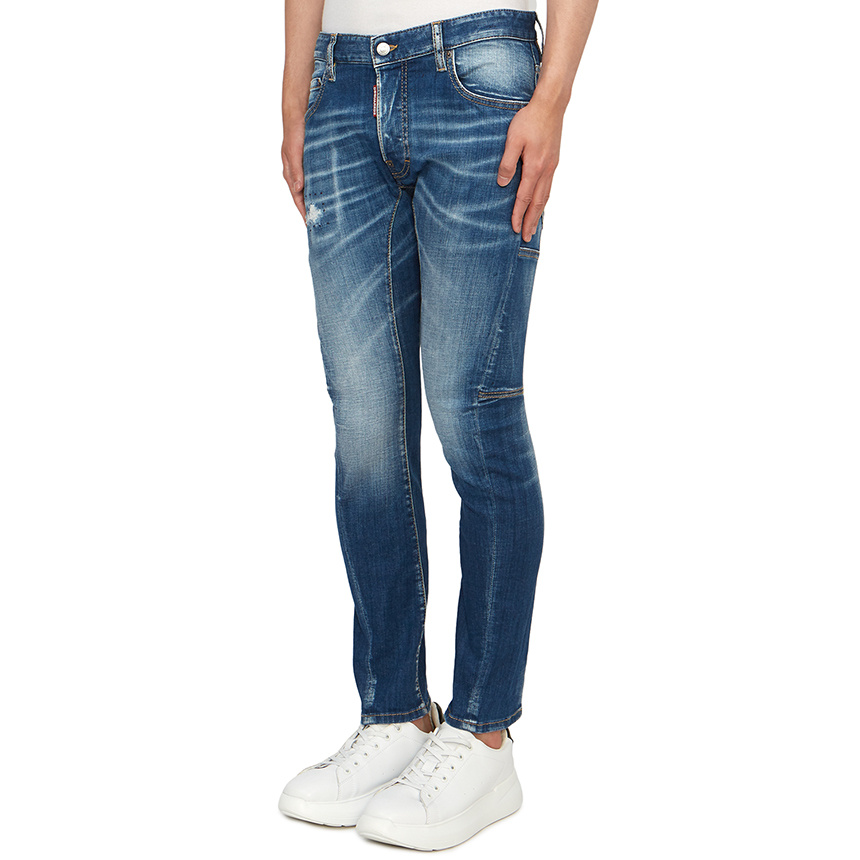 Dsquared2 Logo-patch Jeans In Blue