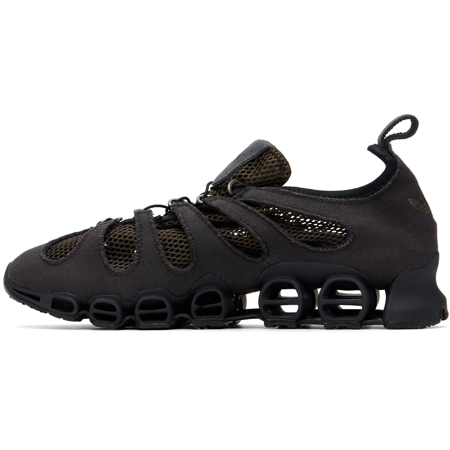 Avavav Black  Co-branded Megaride Sneakers In Red