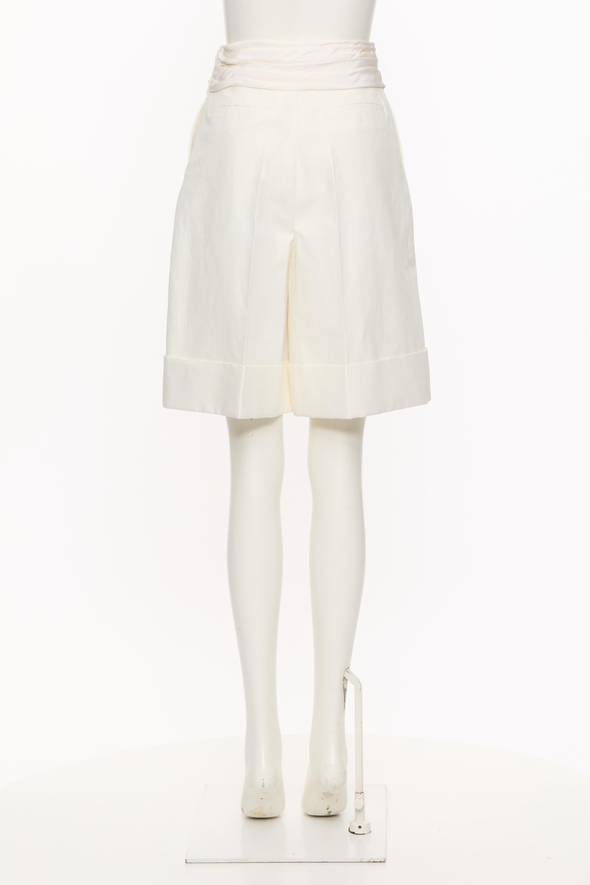 Valentino Bow Shorts In White