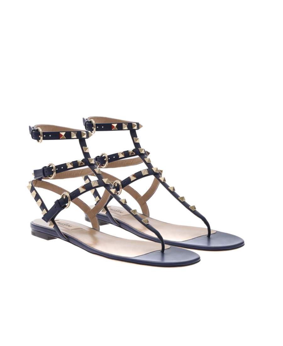 Valentino Garavani Rockstud Flip-flop Sandlas In Black