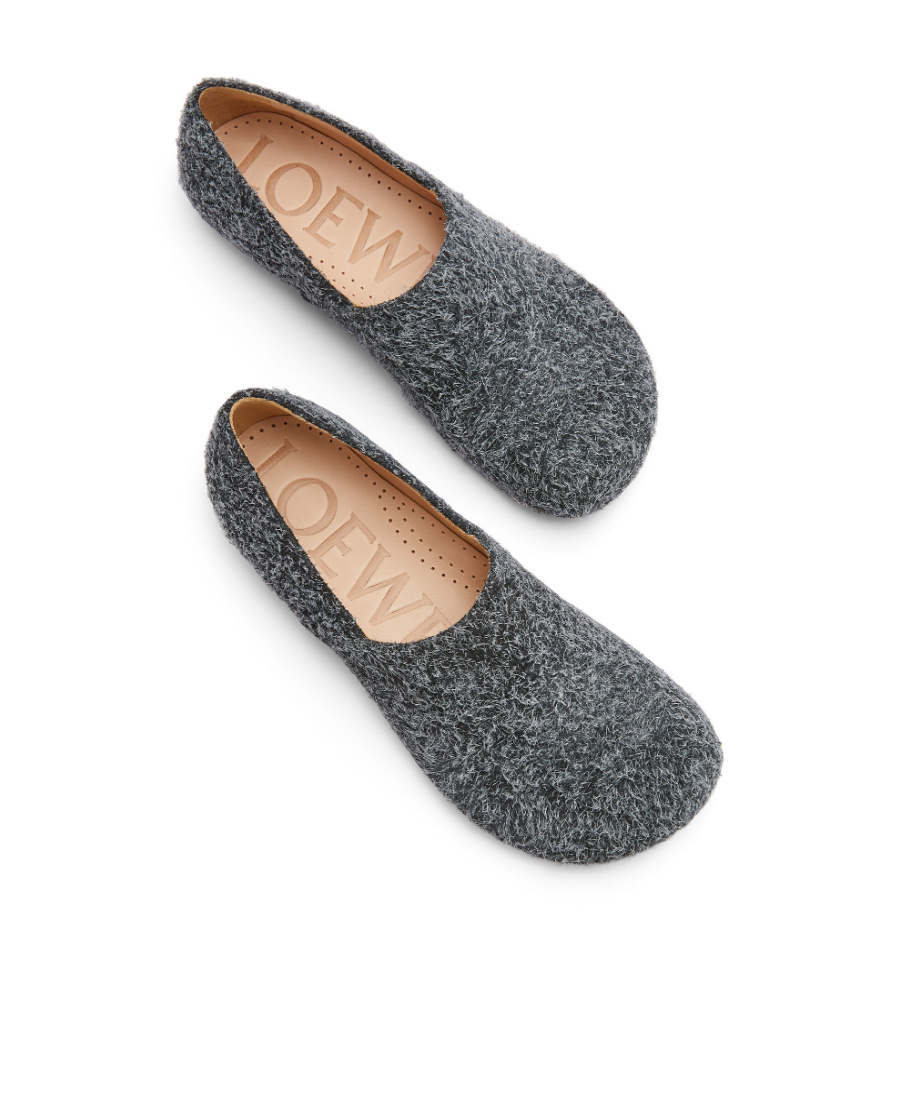 Loewe Campo Flat Shoes With Shallow Mouth In Gray