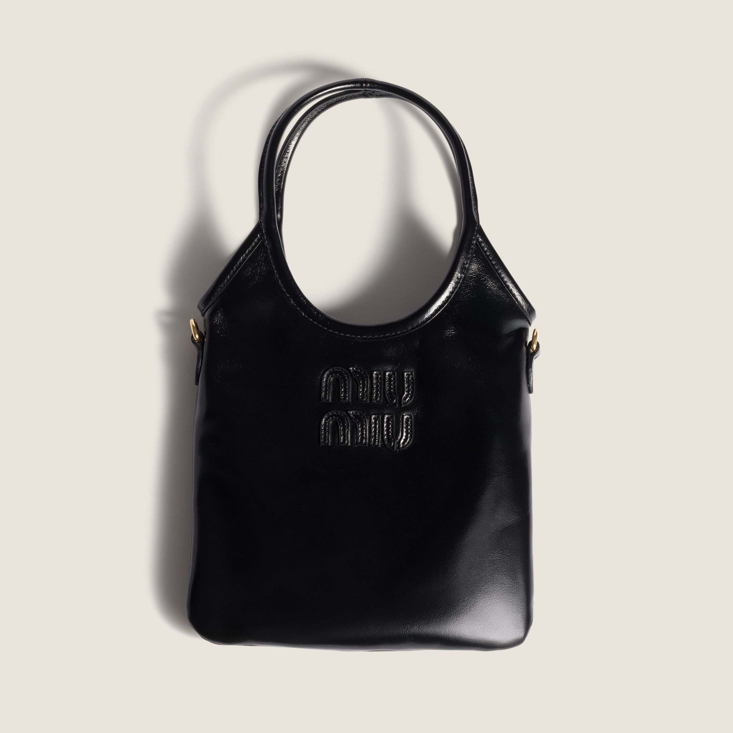 Miu Miu Ivy Leather Handbag In Black