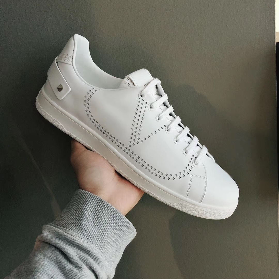 Valentino Backnet Low-top Sneakers In White