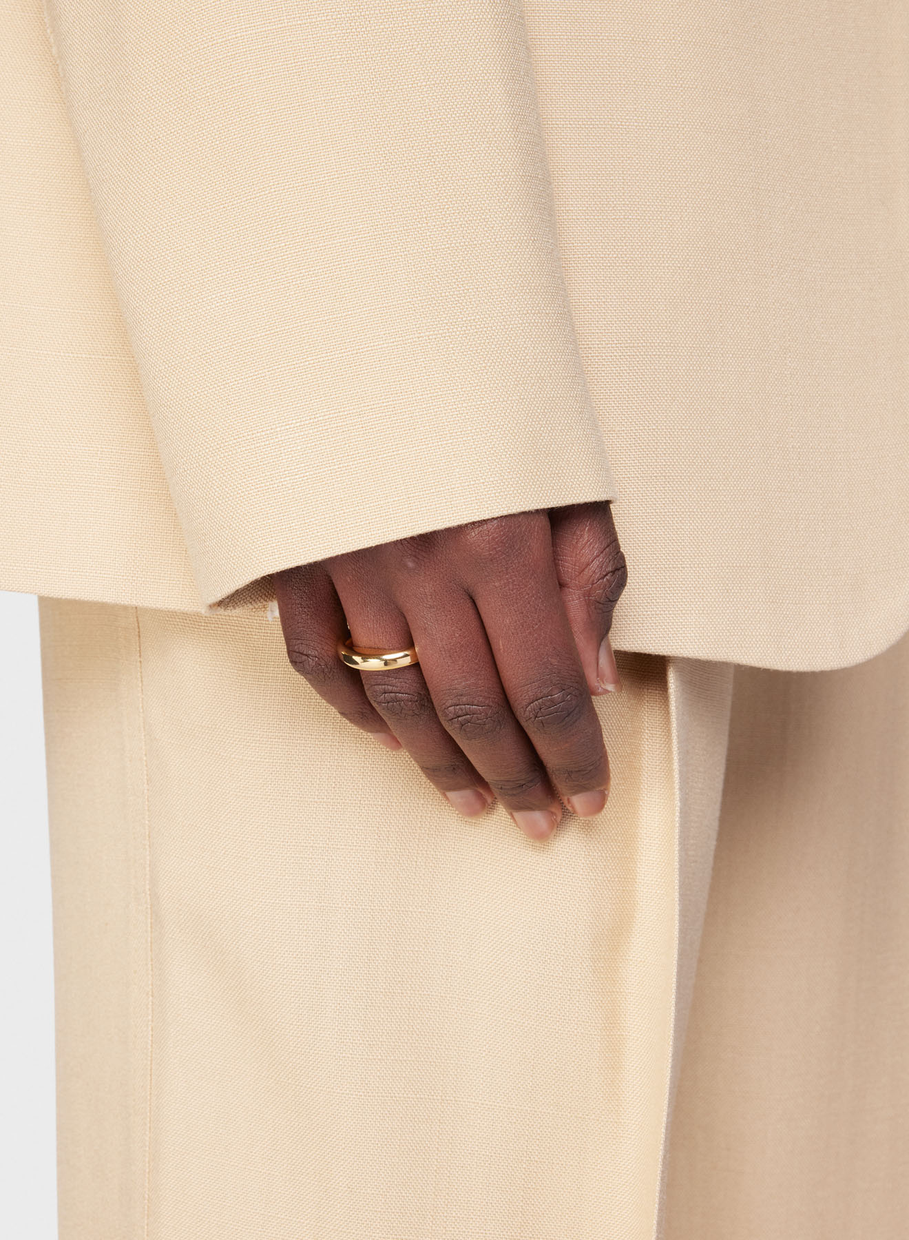 JACQUEMUS LA BAGUE ROND LOGO-ENGRAVED RING 