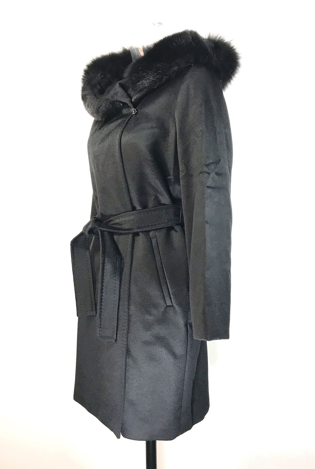 Max Mara Long-sleeved Hooded Coat In Black
