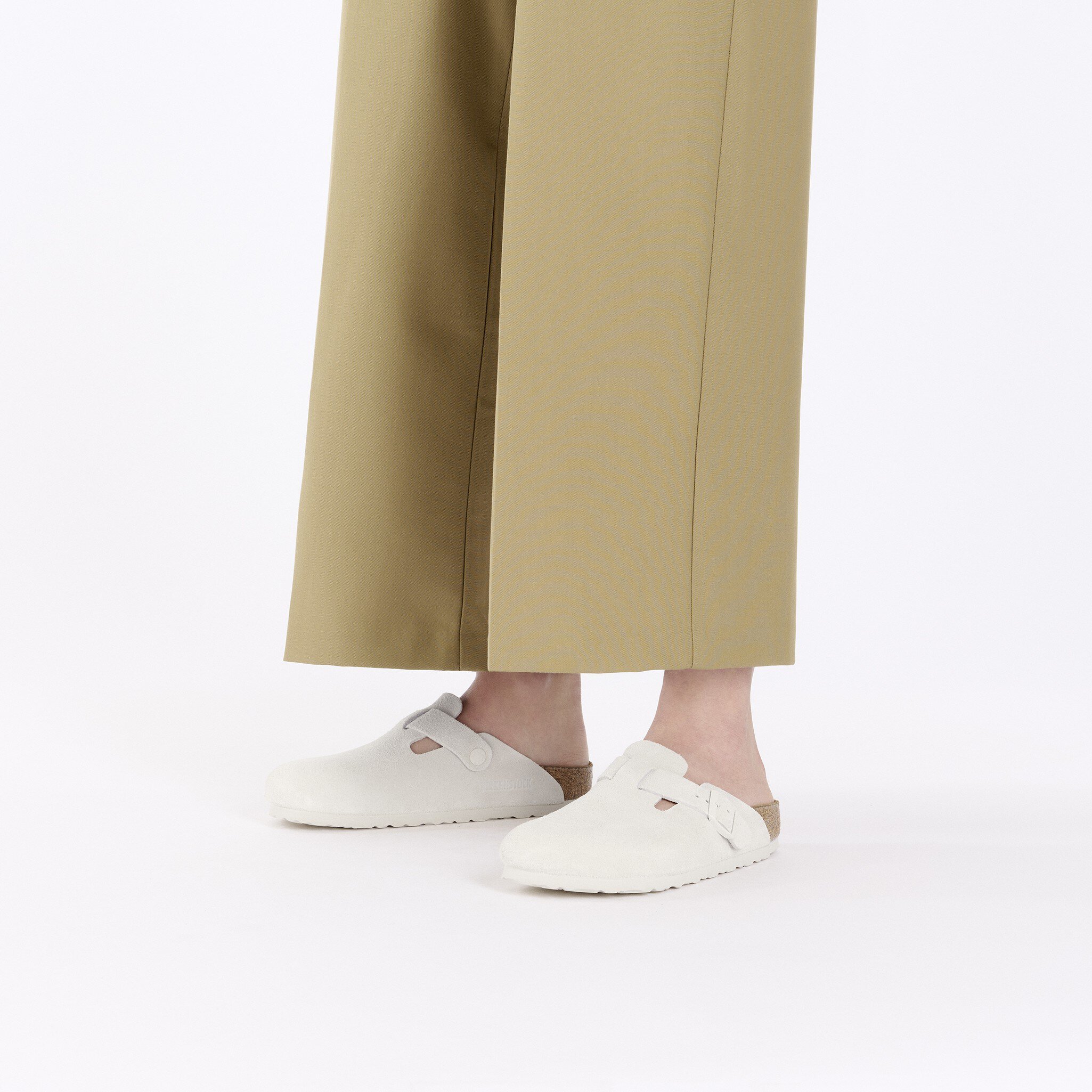 Birkenstock Boston Suede In White