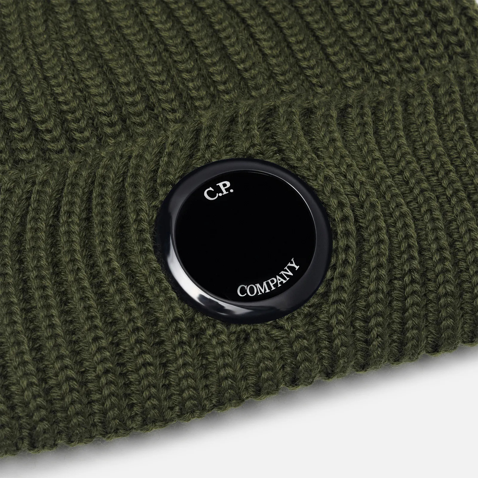 C.p. Company Ribbed Lens-detail Beanie In Green