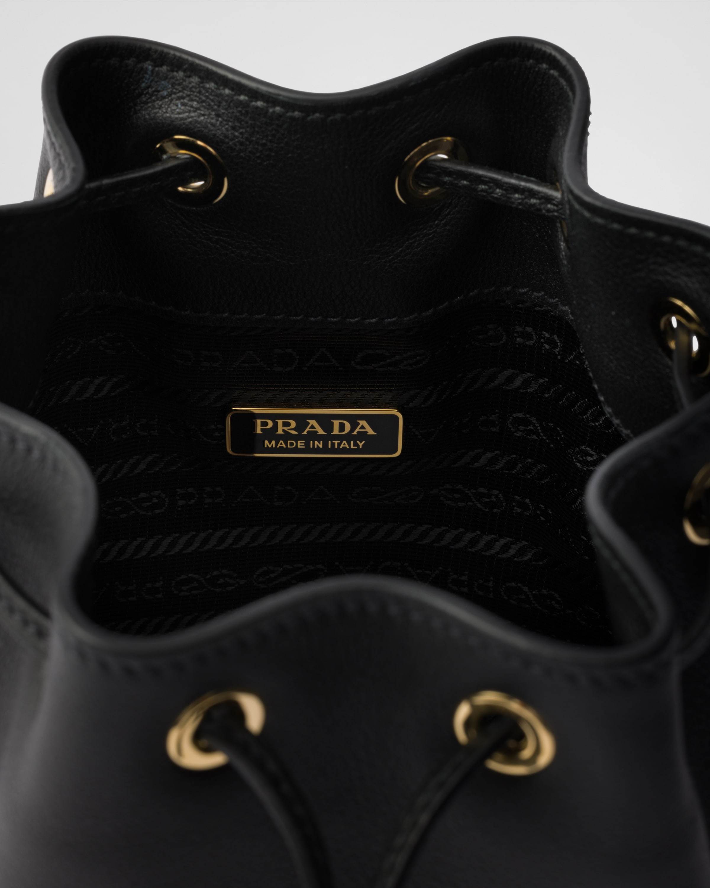 Prada Borsa A Secchiello Re-edition 1978 In Re-nylon Nero Donna In Black
