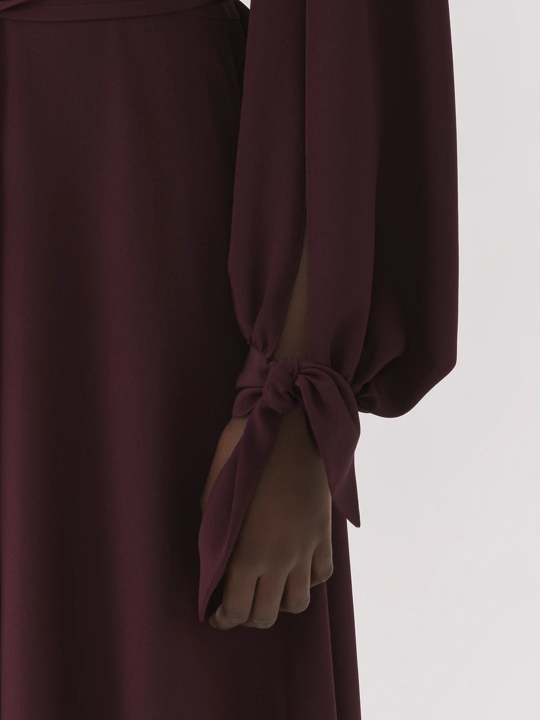 Chloé A Medium-length Flared Dress In Black
