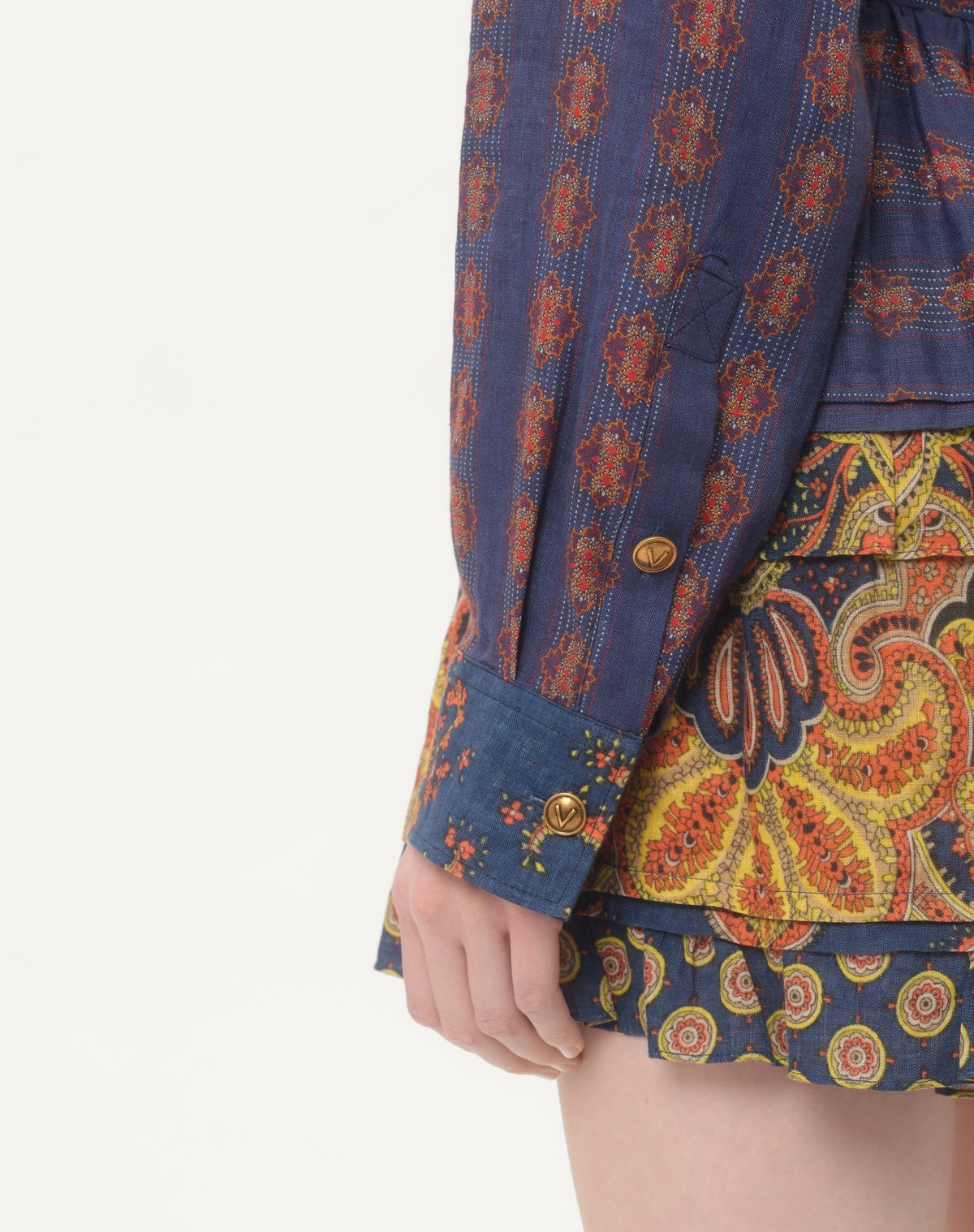 Valentino Garavani Women Paisley Linen Shirt With Medaglioni Voyage Imaginaire Pattern In Multicolor